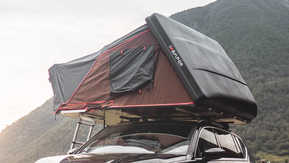 Tienda de techo Skycamp en el Mercedes Vito